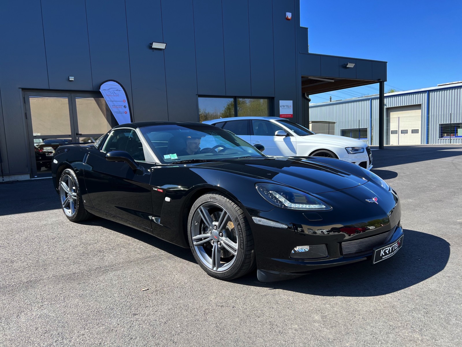 Lustrage et Polissage de Carrosserie pour Corvette à Laval 