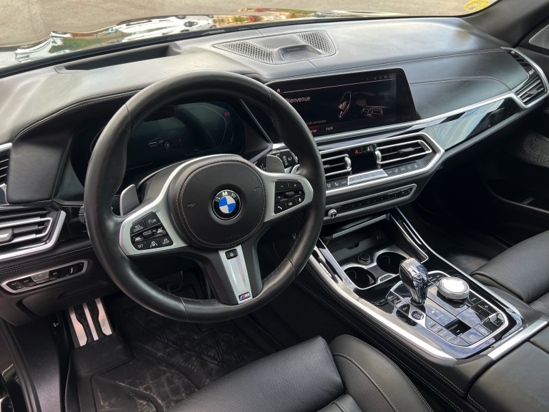 CORRECTION DU VERNIS ET TRAITEMENT CÉRAMIQUE HAUT DE GAMME SUR BMW X5 M 5.0D EN MAYENNE 