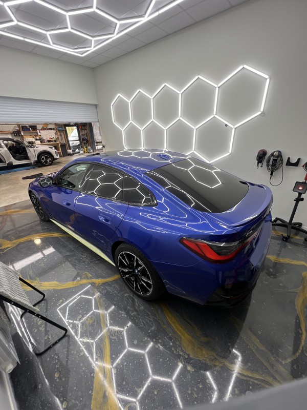 CORRECTION DU VERNIS ET TRAITEMENT CÉRAMIQUE HAUT DE GAMME SUR BMW i4 M EN MAYENNE