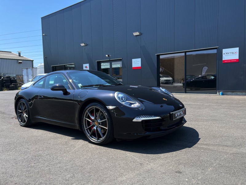 CENTRE ESTHÉTIQUE AUTOMOBILE POUR DETAILING ET POSE D'UN TRAITEMENT CÉRAMIQUE KRYTEX 7h+ Porsche 911 (991) Carrera S à Le Mans proche Laval