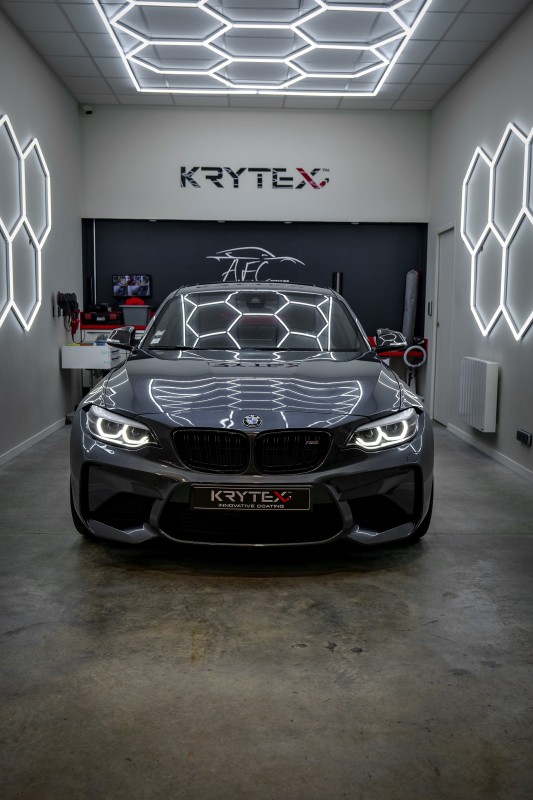 Polissage/lustrage de vernis & pose de céramique Carrosserie Krytex 7h+BMW M2 370ch