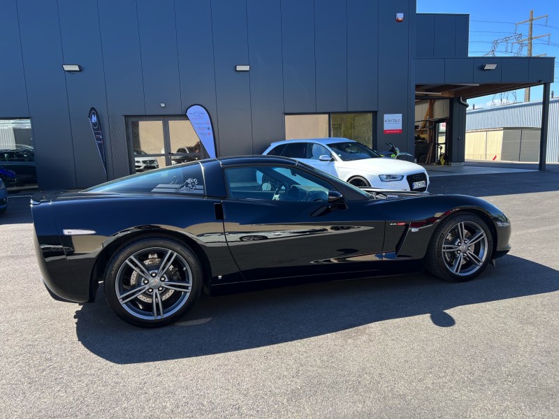 Lustrage et Polissage de Carrosserie pour Corvette à Laval 