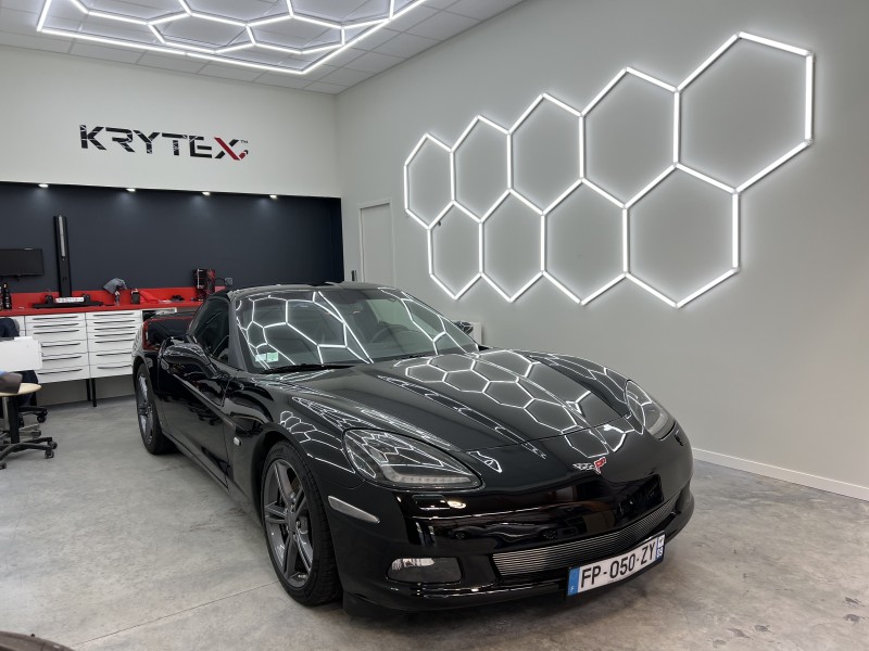 Lustrage et Polissage de Carrosserie pour Corvette à Laval 