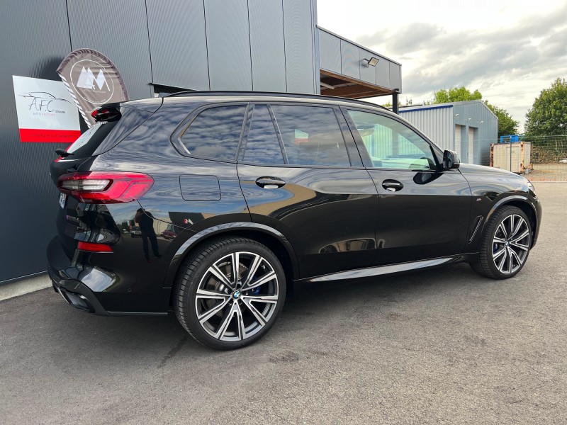 CORRECTION DU VERNIS ET TRAITEMENT CÉRAMIQUE HAUT DE GAMME SUR BMW X5 M 5.0D EN MAYENNE 