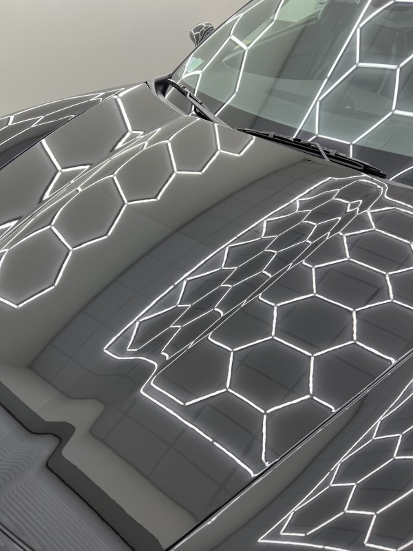 Lustrage et Polissage de Carrosserie pour Corvette à Laval 