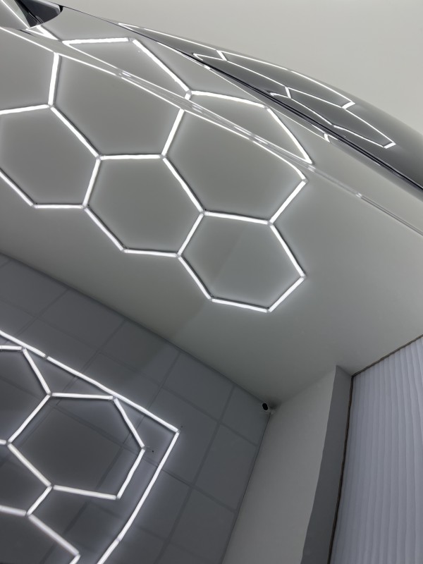 Lustrage et Polissage de Carrosserie pour Corvette à Laval 