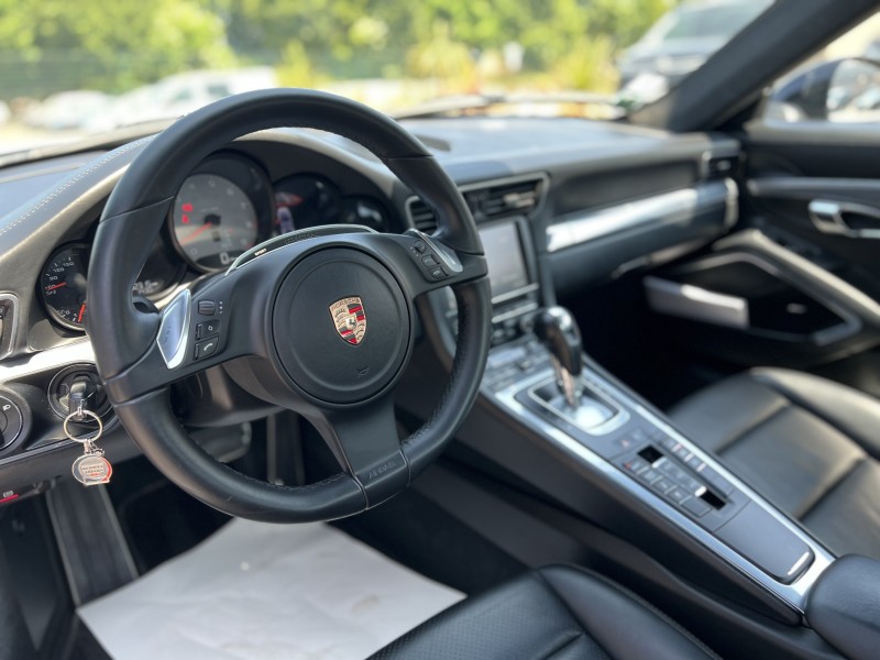 CENTRE ESTHÉTIQUE AUTOMOBILE POUR DETAILING ET POSE D'UN TRAITEMENT CÉRAMIQUE KRYTEX 7h+ Porsche 911 (991) Carrera S à Le Mans proche Laval