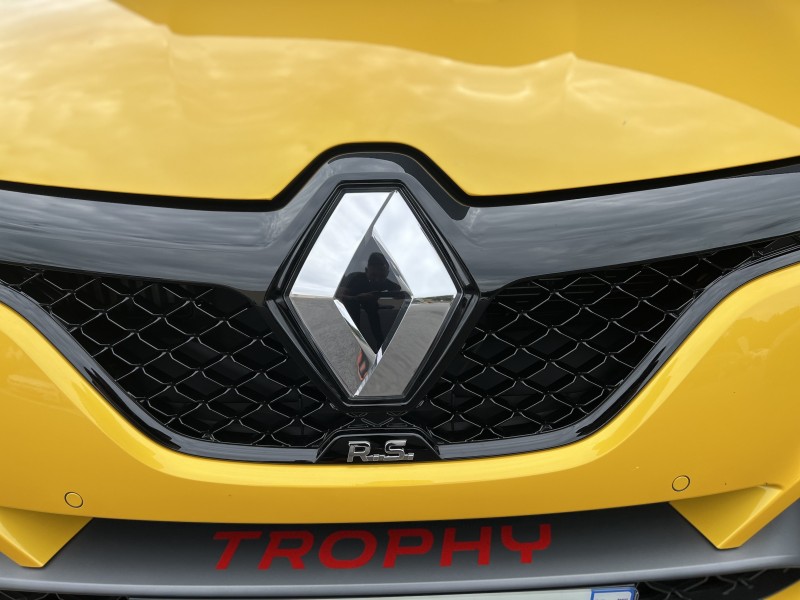 Changement Frein Avant complet sur Renault Megane 4 RS TROPHY à LAVAL proche Mayenne 53