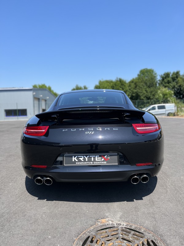 CENTRE ESTHÉTIQUE AUTOMOBILE POUR DETAILING ET POSE D'UN TRAITEMENT CÉRAMIQUE KRYTEX 7h+ Porsche 911 (991) Carrera S à Le Mans proche Laval