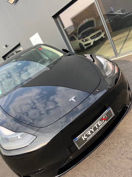 TESLA Modèle Y - TRAITEMENT CÉRAMIQUE KRYTEX™️ - ANGERS