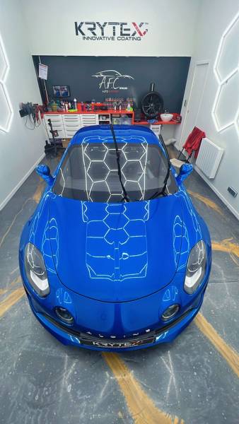 Préparation complète et traitement céramique Alpine A110 à Laval